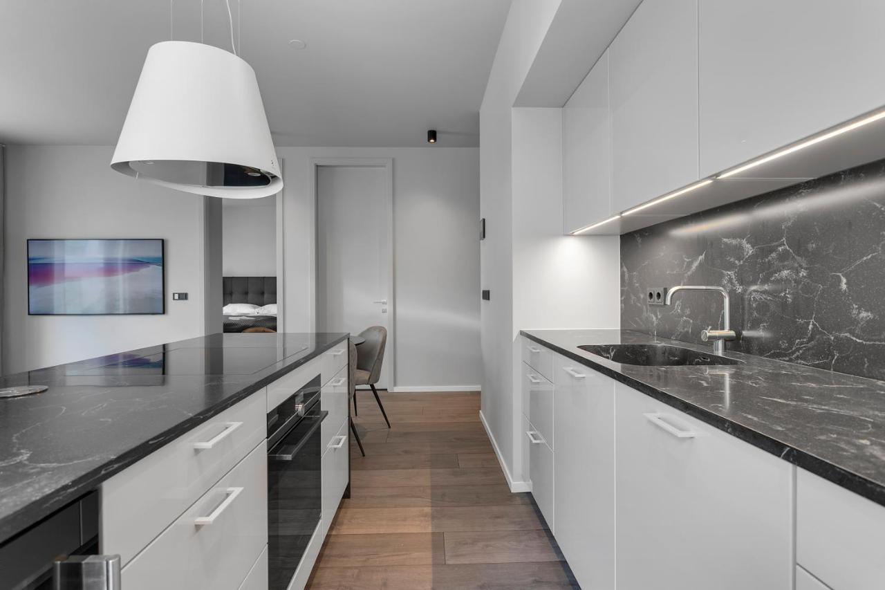 Modern Apt In Central Рейкьявик Экстерьер фото